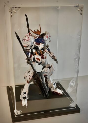 Transparent Acrylic Box Ring Led Lights Dust Cover Box Cartoon Figure Display Car Model Storage Box Collections Model Showcase photo review