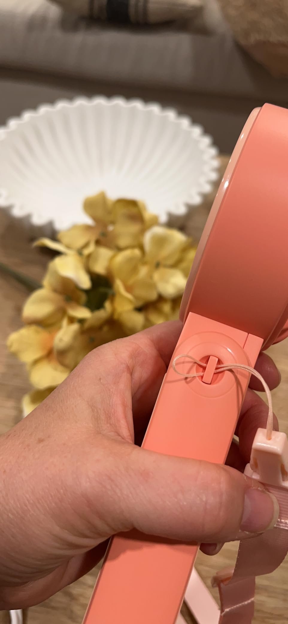 JISULIFE Handheld Fan Life7 – Ultimate Flexibility: High-Power Motor. LED Display. 19.5 Hrs Cooling. 5000mAh Rechargeable. 5-Speed. Foldable Design. 3-IN-1 Portable Fan for Travel Cruise Beach(Grey) photo review