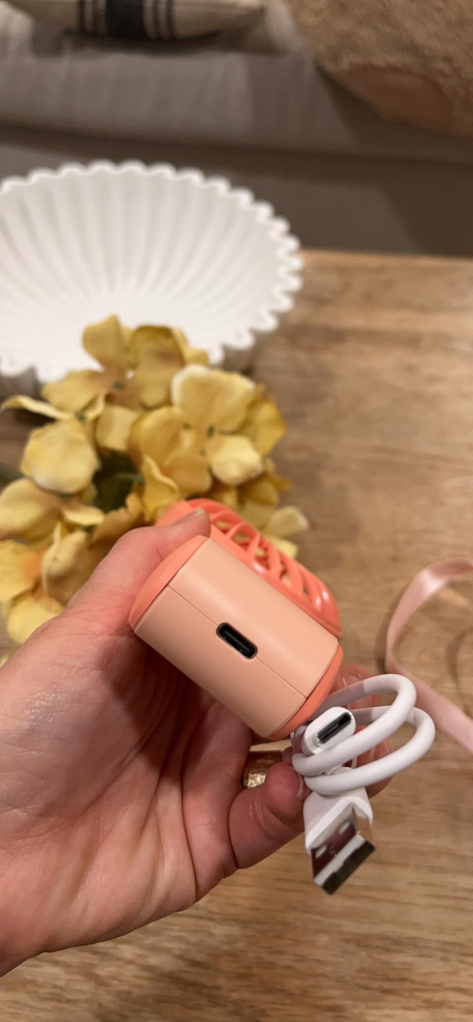 JISULIFE Handheld Fan Life7 – Ultimate Flexibility: High-Power Motor. LED Display. 19.5 Hrs Cooling. 5000mAh Rechargeable. 5-Speed. Foldable Design. 3-IN-1 Portable Fan for Travel Cruise Beach(Grey) photo review