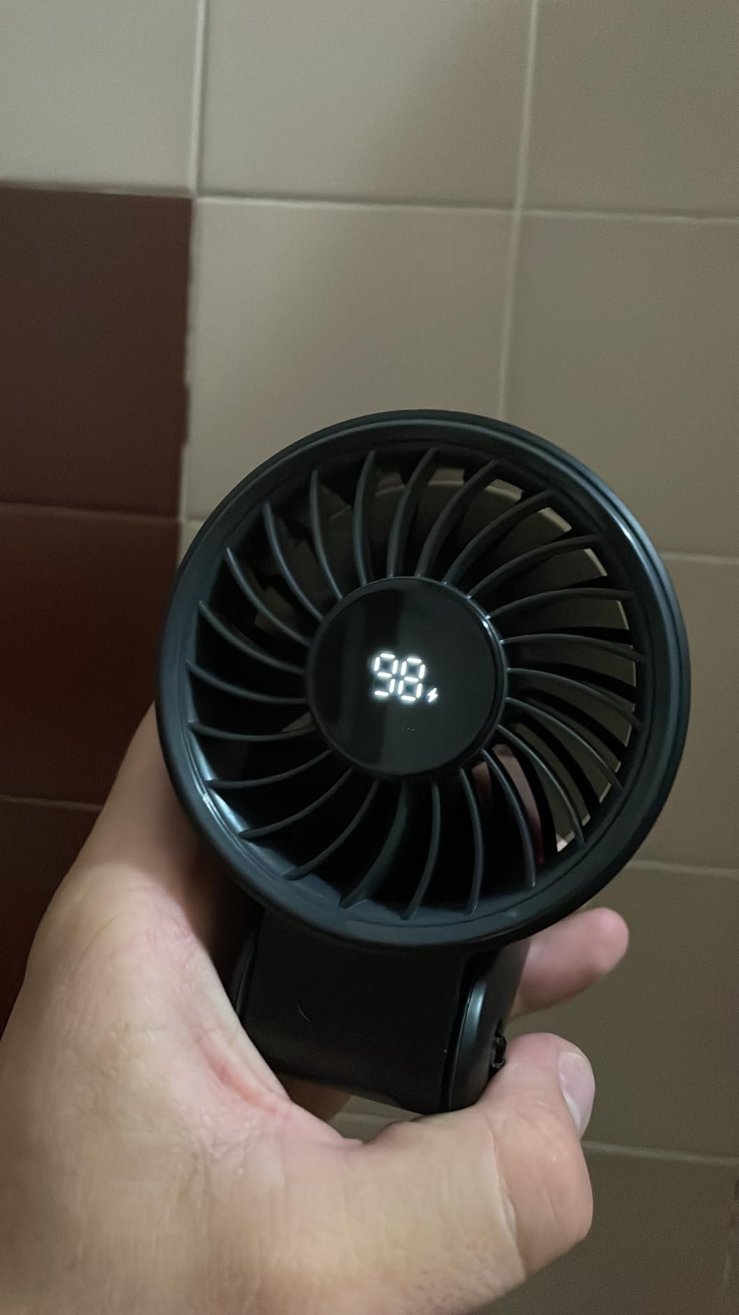 JISULIFE Handheld Fan Life7 – Ultimate Flexibility: High-Power Motor. LED Display. 19.5 Hrs Cooling. 5000mAh Rechargeable. 5-Speed. Foldable Design. 3-IN-1 Portable Fan for Travel Cruise Beach(Grey) photo review