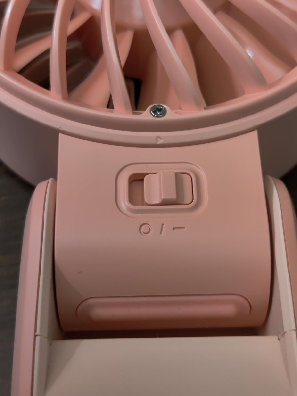 JISULIFE Handheld Fan Life7 – Ultimate Flexibility: High-Power Motor. LED Display. 19.5 Hrs Cooling. 5000mAh Rechargeable. 5-Speed. Foldable Design. 3-IN-1 Portable Fan for Travel Cruise Beach(Grey) photo review