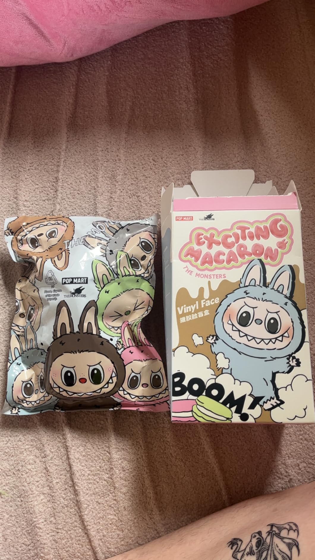 New Arrival Blind Box Labubu V3 Gradient Color PVC Vinyl Plush Doll Pendant Big Into Energy Series Monsters Frozen Mystery Boxes photo review