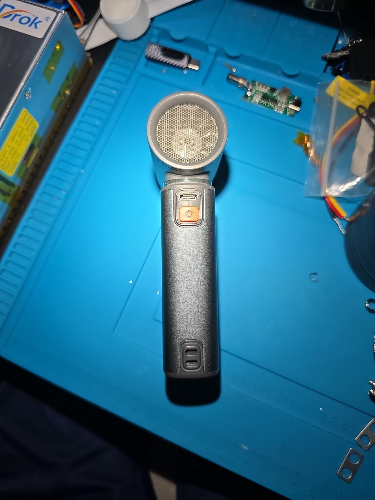 JISULIFE Portable Handheld Turbo Fan. 100 Speeds Adjustable Mini Personal Fan. 9000mAh USB Rechargeable Battery Operated. LED Display. Metal Shell with Accessories Gifts for Men Women Travel- Grey photo review