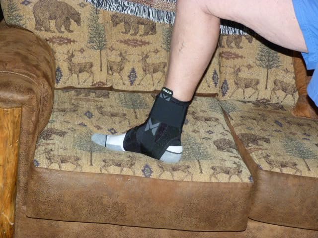 Quick Lace Up Ankle Brace with Side Stabilizing Pads. Slim Fit Ankle Support Brace. Adjustable & Breathable Ankle Support for Men Women. Ankle Stabilizer for Sprain.Injury Recovery.Sports.XL photo review