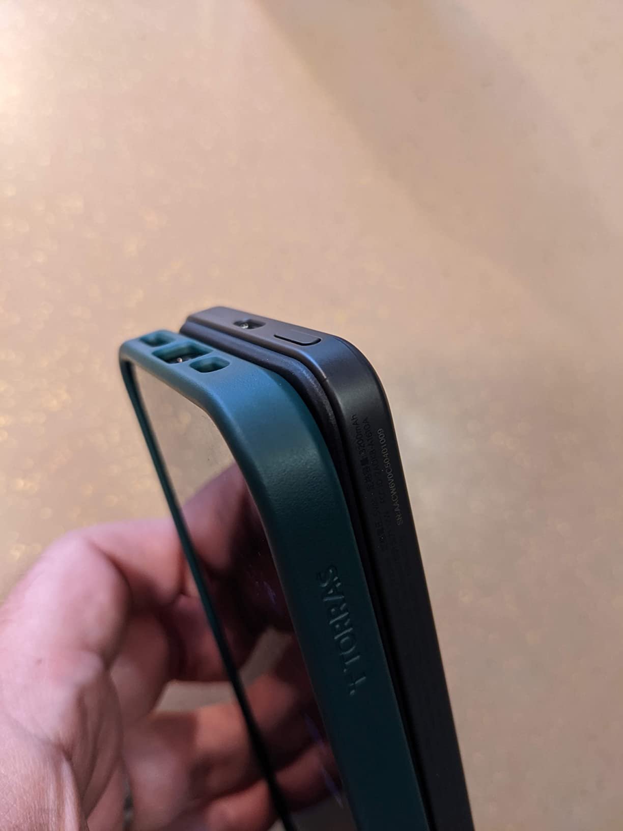 Anker 621 Magnetic Portable Charger (MagGo). 5.000mAh Wireless Power Bank with USB-C Cable. Magsafe-Compatible Battery Pack for iPhone 16/15/14/13/12 Series photo review