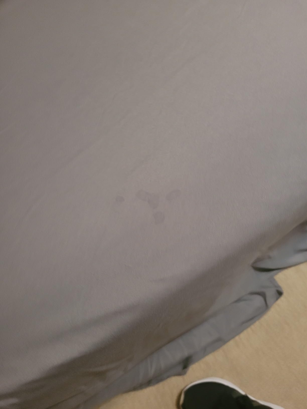 Queen Size 4 Piece Sheet Set - Comfy Breathable & Cooling Bed Sheets Set - Hotel Luxury Bedding for Women. Men. Kids. Teens. Boys & Girls - Deep Pockets. Soft and Wrinkle Free - Oeko-Tex - Dark Grey photo review