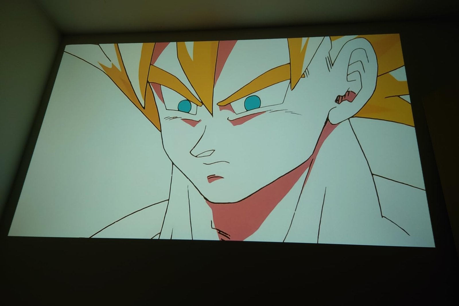 Official Licensed Google TV Smart Projector. HAPPRUN 4K UHD Home Theater with Dolby Sound. Wi-Fi & Bluetooth. Built-in Streaming Apps. Compatible with Games Consoles & Smartphone. Indoor & Outdoor Use photo review