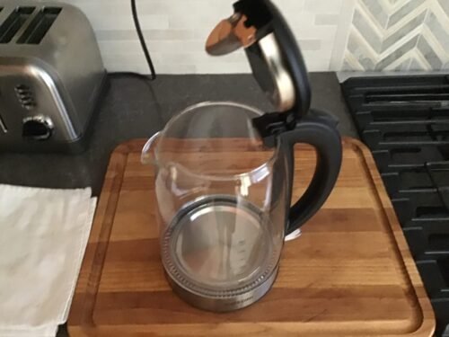 Cosori Electric Kettle. No Plastic Contact With Water. Wide Mouth For Easy Cleaning. Auto Shut Off. 1.7L Tea Kettle & Hot Water Boiler. Water Heater & Teapot. Borosilicate Glass. Black. 1500W photo review