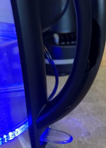 Cosori Electric Kettle. No Plastic Contact With Water. Wide Mouth For Easy Cleaning. Auto Shut Off. 1.7L Tea Kettle & Hot Water Boiler. Water Heater & Teapot. Borosilicate Glass. Black. 1500W photo review