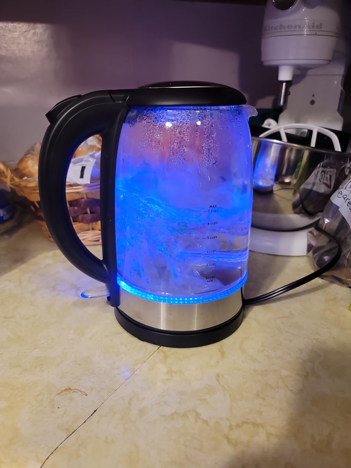 Cosori Electric Kettle. No Plastic Contact With Water. Wide Mouth For Easy Cleaning. Auto Shut Off. 1.7L Tea Kettle & Hot Water Boiler. Water Heater & Teapot. Borosilicate Glass. Black. 1500W photo review