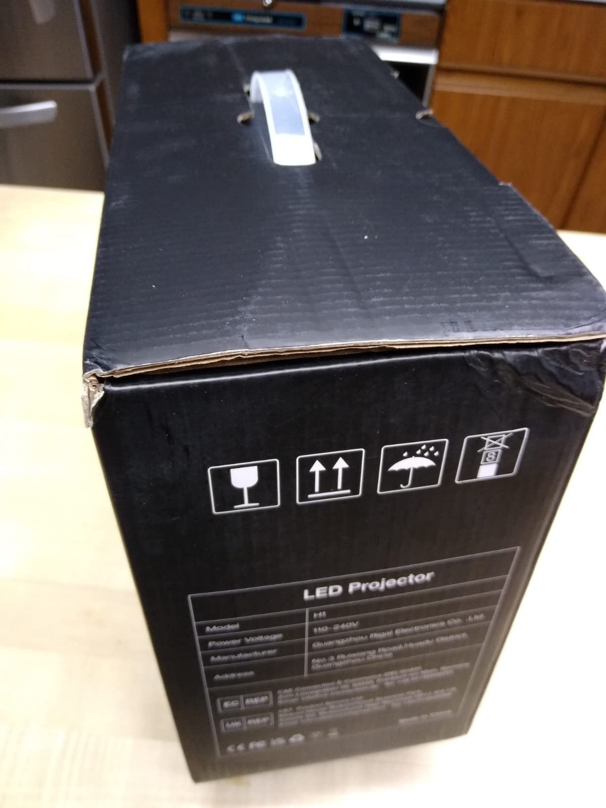 Official Licensed Google TV Smart Projector. HAPPRUN 4K UHD Home Theater with Dolby Sound. Wi-Fi & Bluetooth. Built-in Streaming Apps. Compatible with Games Consoles & Smartphone. Indoor & Outdoor Use photo review