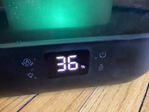 Dreo Smart Humidifiers for Bedroom. Top Fill 4L Supersized Humidifier Large Room with 28 dB. 36H Runtime. Touch/APP/Voice Control. Nightlight. Cool Mist Humidifiers for Baby. Plants. Indoor. Black photo review