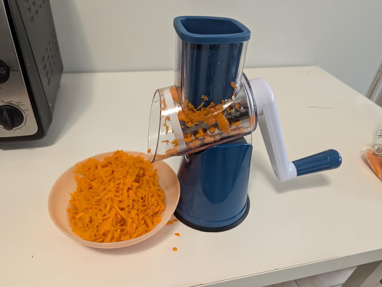 Cheese Grater Rotary. Rotary Grater for Kitchen. Kitchen Grater Vegetable Slicer with 3 Drum Blades. Fast Cutting Cheese Shredder for Vegetables and Nuts photo review