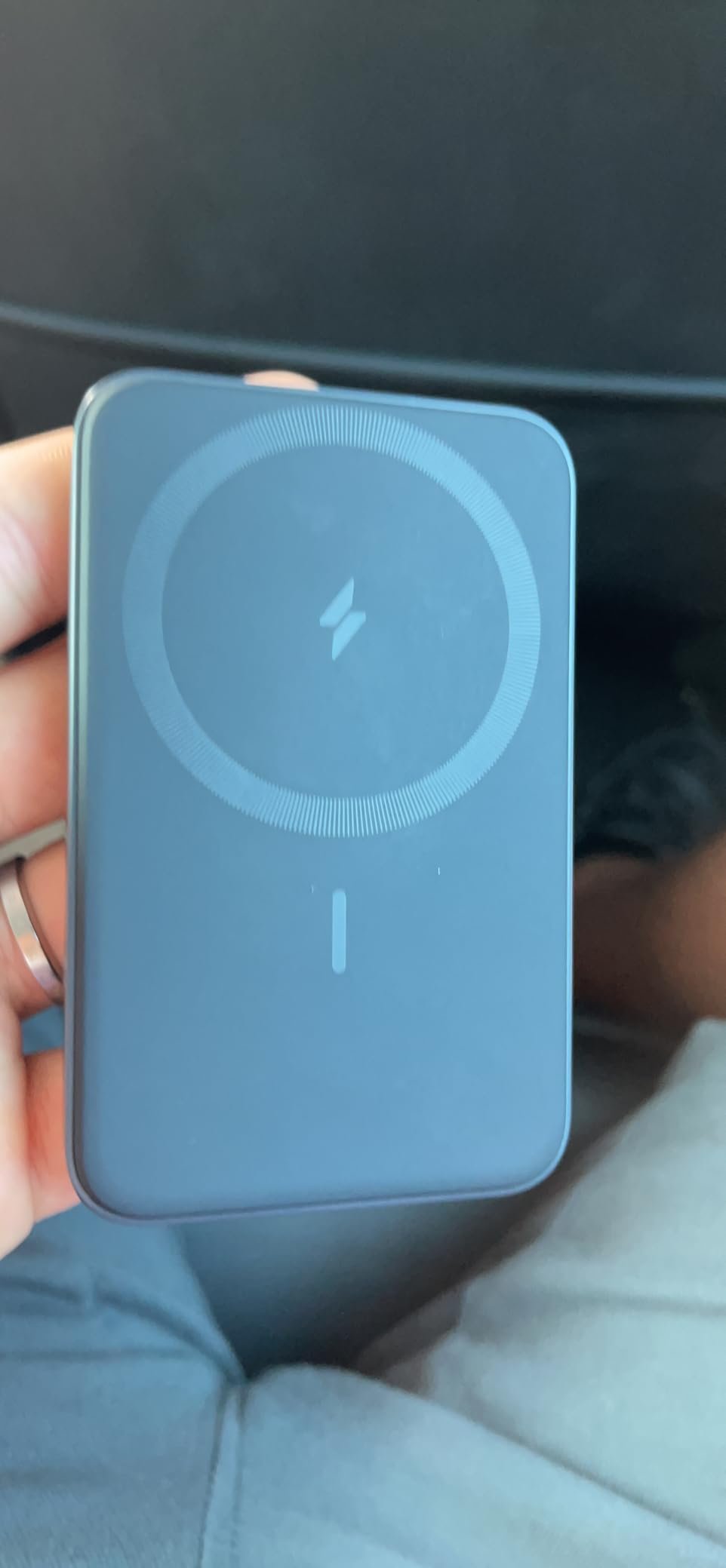 Anker 621 Magnetic Portable Charger (MagGo). 5.000mAh Wireless Power Bank with USB-C Cable. Magsafe-Compatible Battery Pack for iPhone 16/15/14/13/12 Series photo review