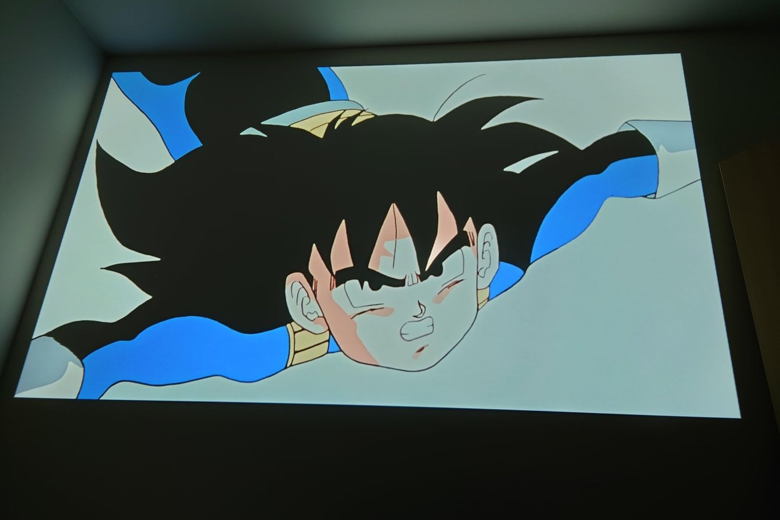 Official Licensed Google TV Smart Projector. HAPPRUN 4K UHD Home Theater with Dolby Sound. Wi-Fi & Bluetooth. Built-in Streaming Apps. Compatible with Games Consoles & Smartphone. Indoor & Outdoor Use photo review