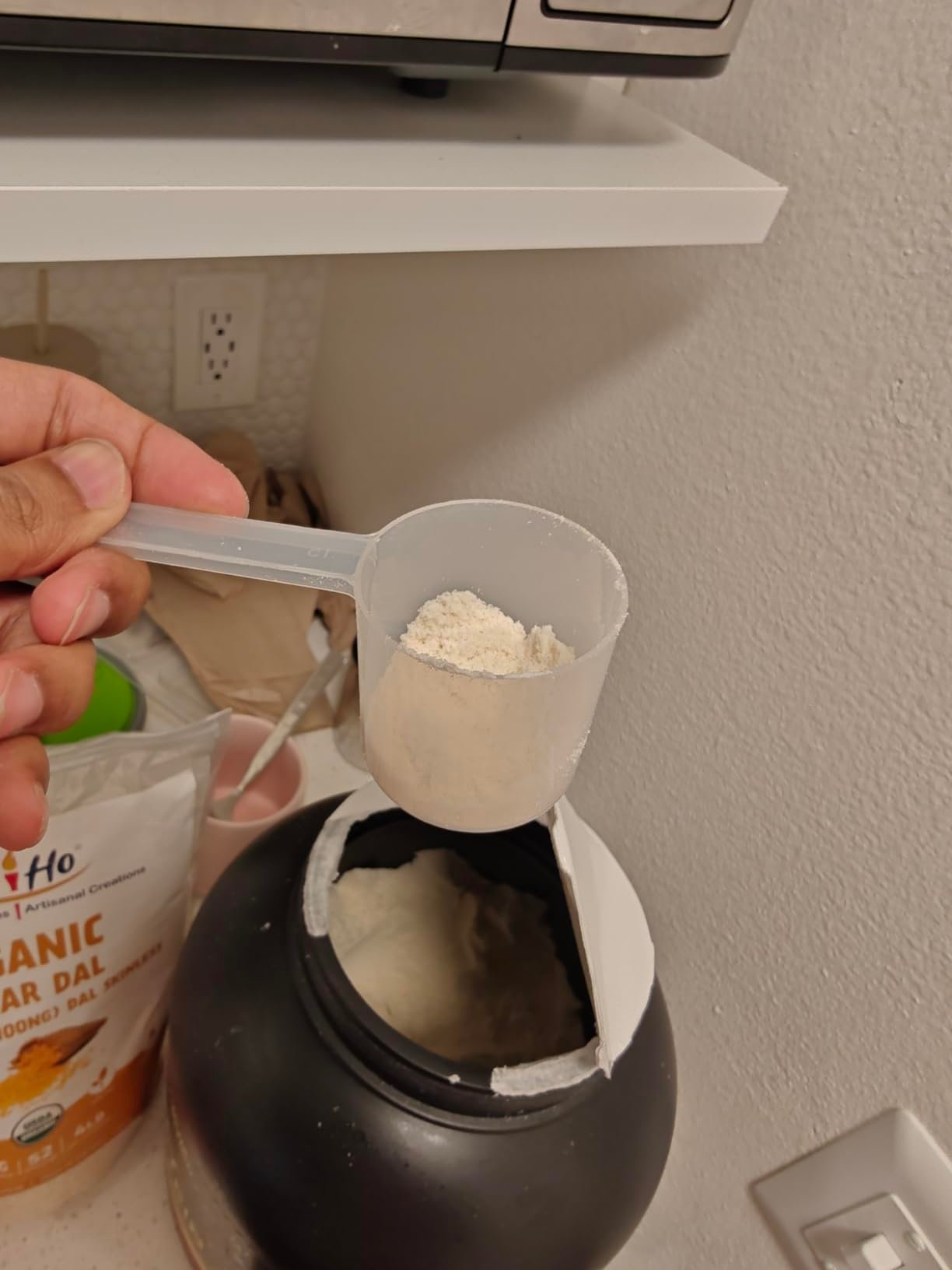 Optimum Nutrition Gold Standard 100% Whey Protein Powder. Chocolate Peanut Butter. 2 Pound (Packaging May Vary) photo review