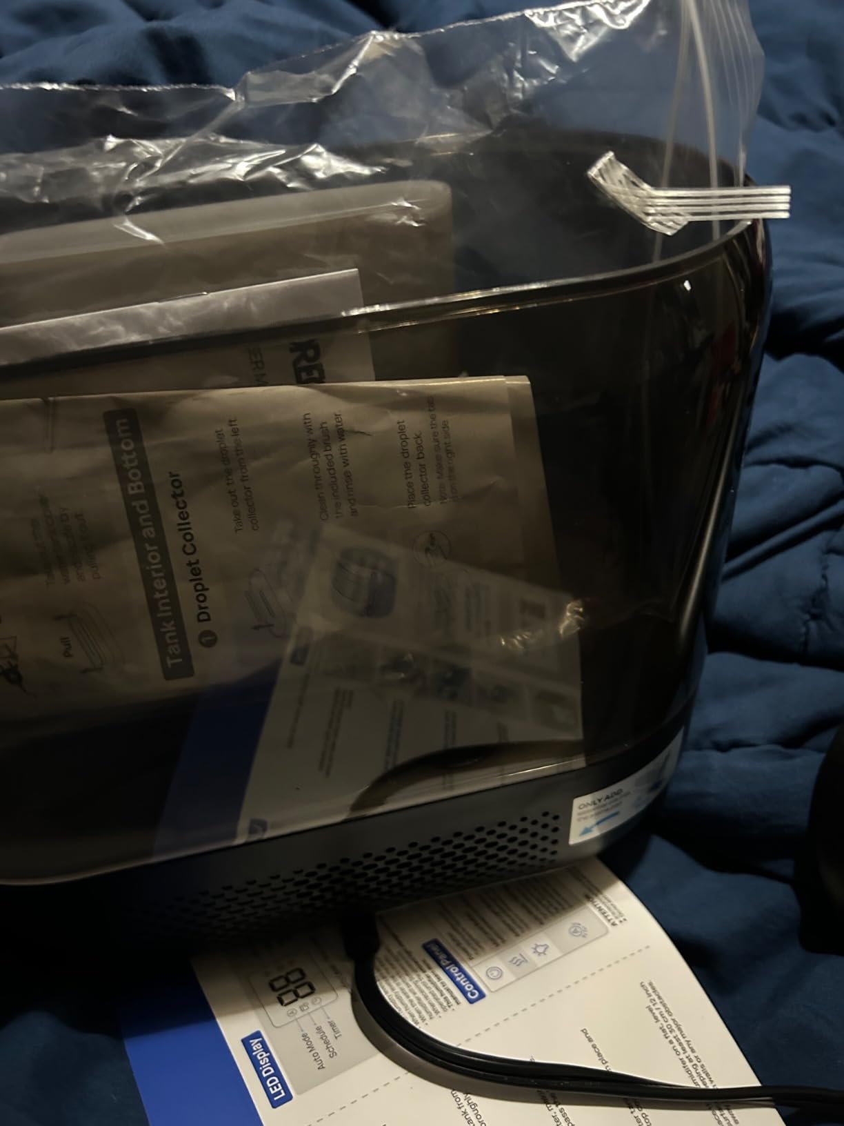 Dreo Smart Humidifiers for Bedroom. Top Fill 4L Supersized Humidifier Large Room with 28 dB. 36H Runtime. Touch/APP/Voice Control. Nightlight. Cool Mist Humidifiers for Baby. Plants. Indoor. Black photo review