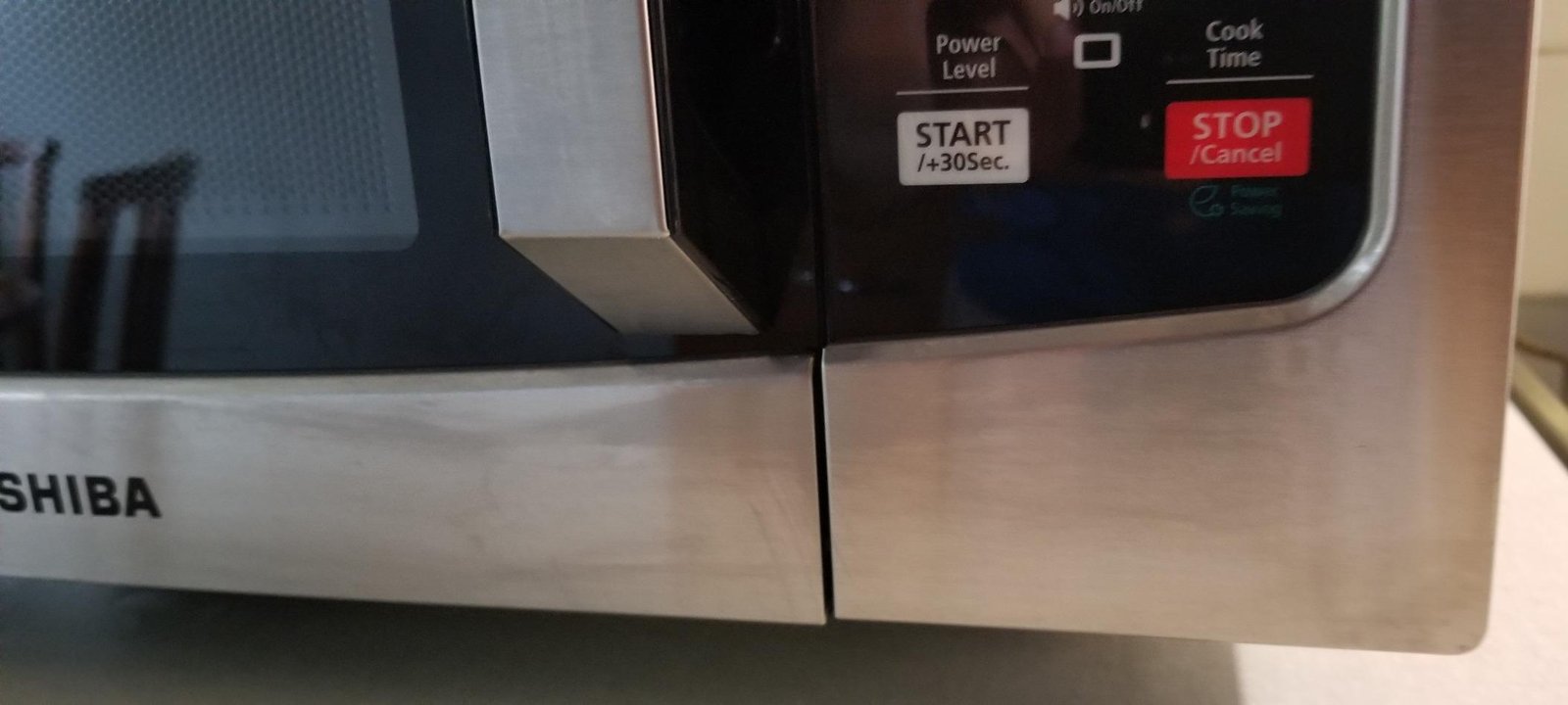 TOSHIBA EM131A5C-BS Countertop Microwave Ovens 1.2 Cu Ft. 12.4 Removable Turntable Smart Humidity Sensor 12 Auto Menus Mute Function ECO Mode Easy Clean Interior Black Color 1000W photo review