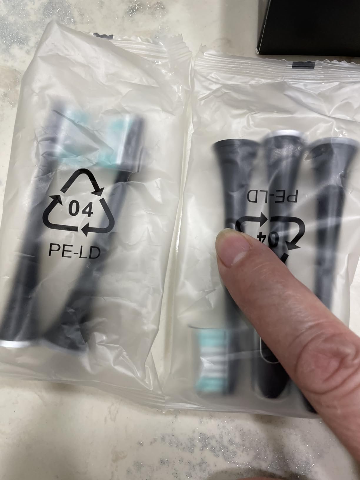 Aquasonic Black Series Ultra Whitening Toothbrush – ADA Accepted Electric Toothbrush- 8 Brush Heads & Travel Case – 40.000 VPM Electric Motor & Wireless Charging - 4 Modes w Smart Timer photo review