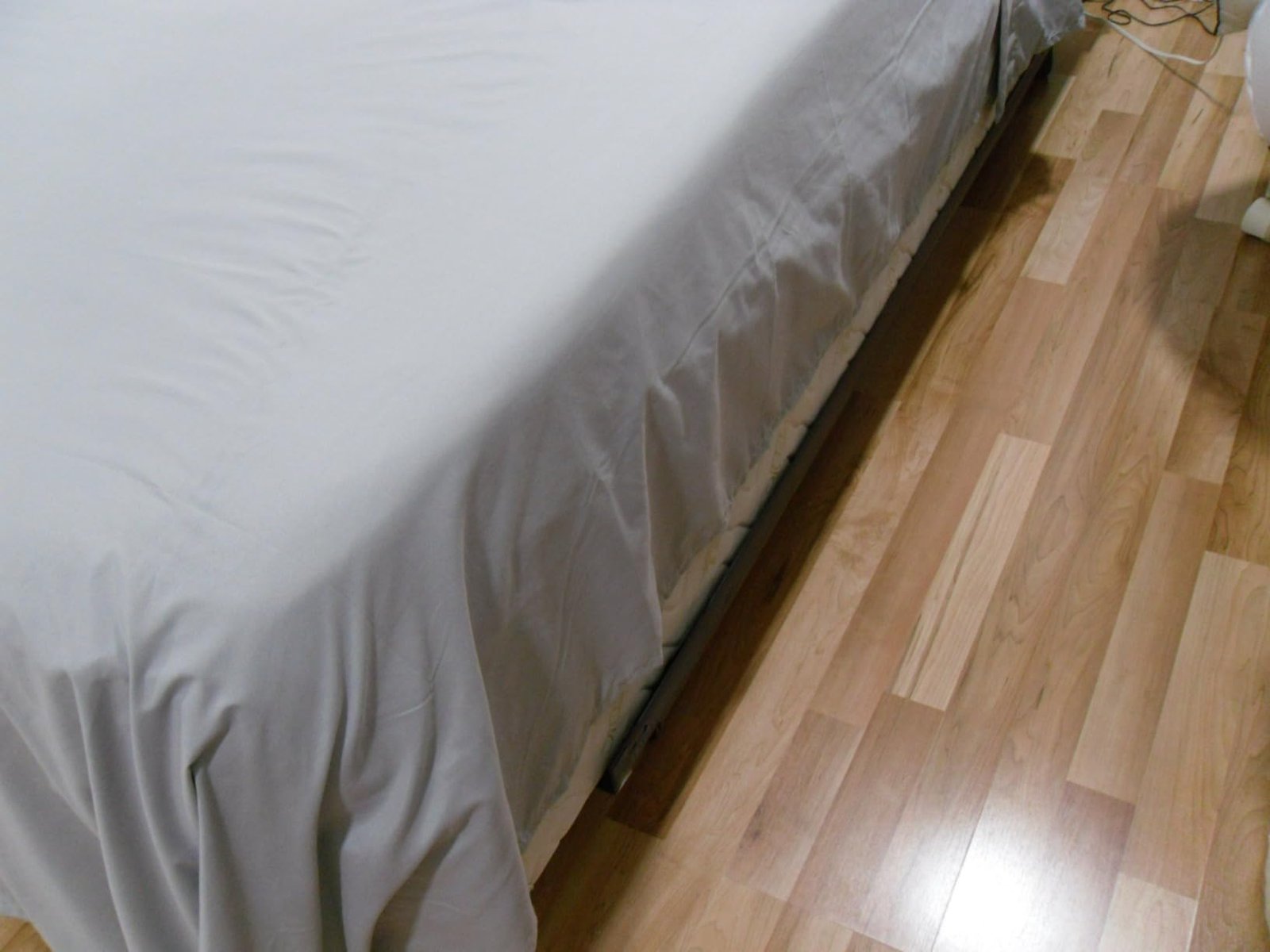 Queen Size 4 Piece Sheet Set - Comfy Breathable & Cooling Bed Sheets Set - Hotel Luxury Bedding for Women. Men. Kids. Teens. Boys & Girls - Deep Pockets. Soft and Wrinkle Free - Oeko-Tex - Dark Grey photo review