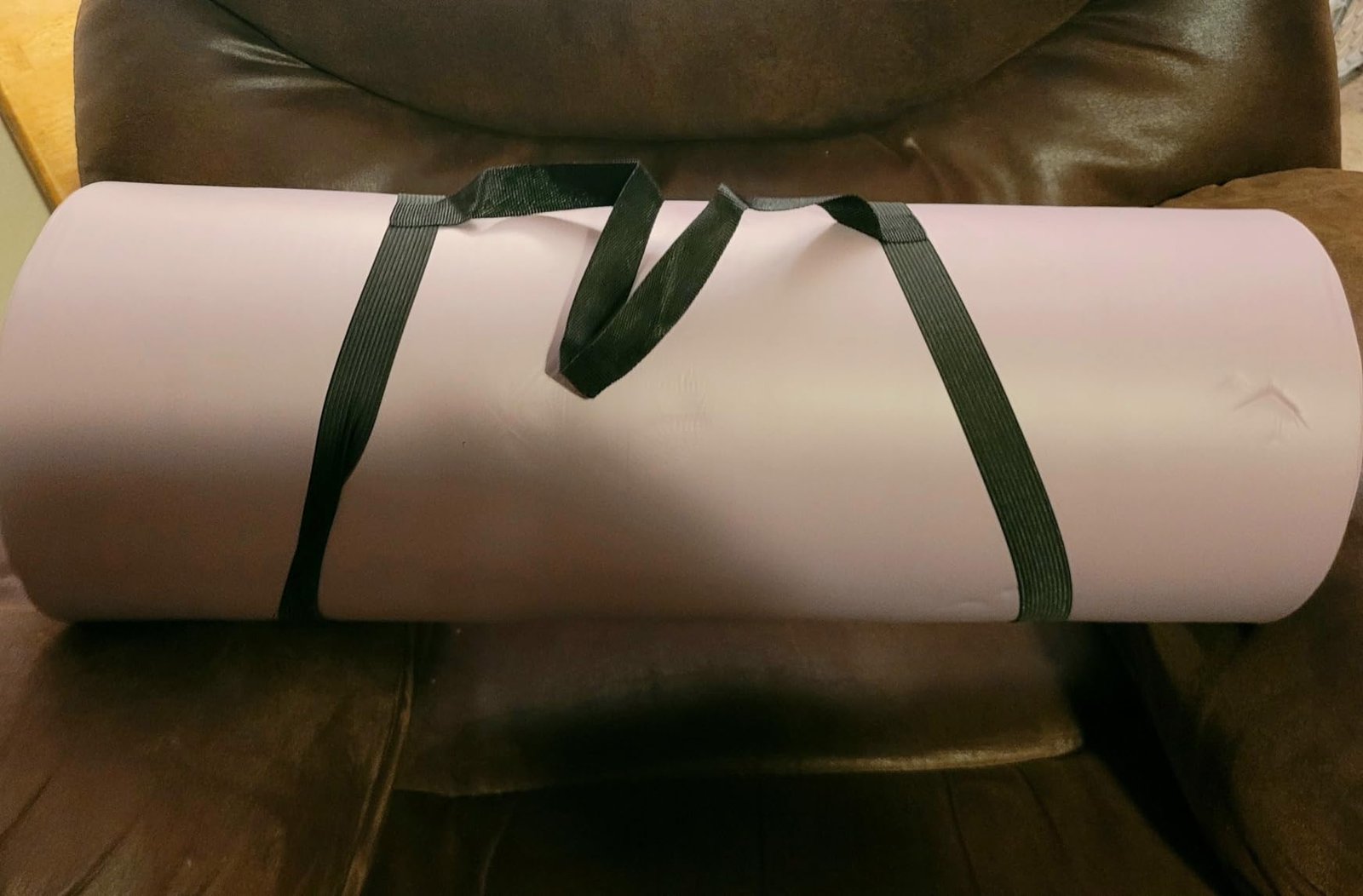 Retrospec Solana Yoga Mat 1 Thick w/Nylon Strap for Men & Women - Non Slip Exercise Mat for Home Yoga. Pilates. Stretching. Floor & Fitness Workouts photo review