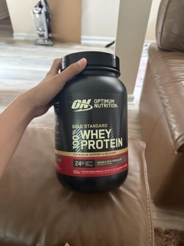 Optimum Nutrition Gold Standard 100% Whey Protein Powder. Chocolate Peanut Butter. 2 Pound (Packaging May Vary) photo review