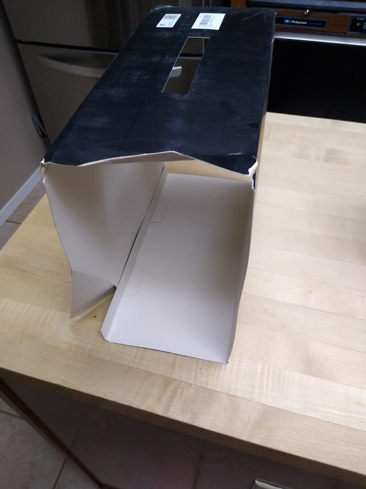 Official Licensed Google TV Smart Projector. HAPPRUN 4K UHD Home Theater with Dolby Sound. Wi-Fi & Bluetooth. Built-in Streaming Apps. Compatible with Games Consoles & Smartphone. Indoor & Outdoor Use photo review