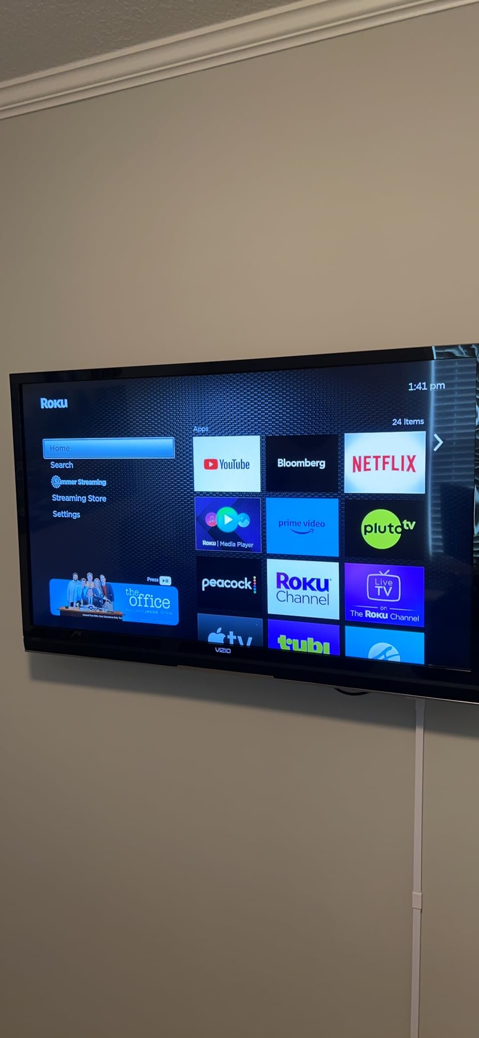 Roku Streaming Stick 4K - HDR & Dolby Vision Roku Streaming Device for TV with Voice Remote & Long-Range Wi-Fi - Free & Live TV photo review