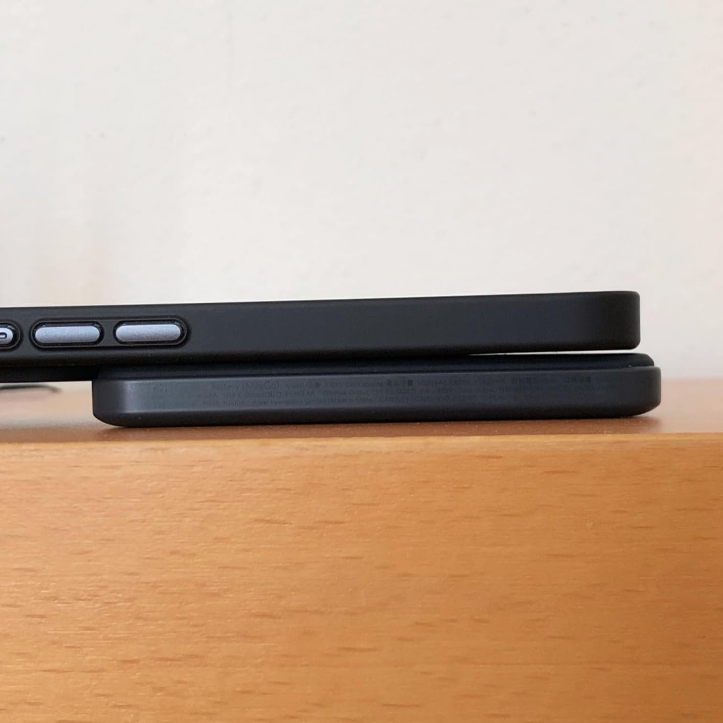 Anker 621 Magnetic Portable Charger (MagGo). 5.000mAh Wireless Power Bank with USB-C Cable. Magsafe-Compatible Battery Pack for iPhone 16/15/14/13/12 Series photo review