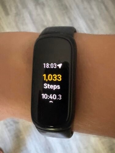 Fitbit Inspire 3 Health &-Fitness-Tracker with Stress Management. Workout Intensity. Sleep Tracking. 24/7 Heart Rate and more. Midnight Zen/Black One Size (S & L Bands Included) photo review