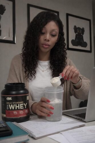 Optimum Nutrition Gold Standard 100% Whey Protein Powder. Chocolate Peanut Butter. 2 Pound (Packaging May Vary) photo review