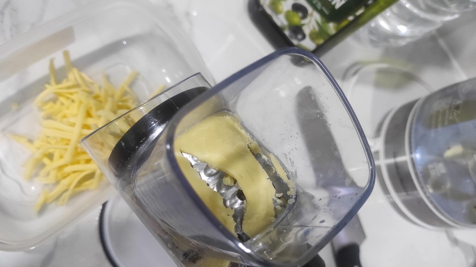 Cheese Grater Rotary. Rotary Grater for Kitchen. Kitchen Grater Vegetable Slicer with 3 Drum Blades. Fast Cutting Cheese Shredder for Vegetables and Nuts photo review