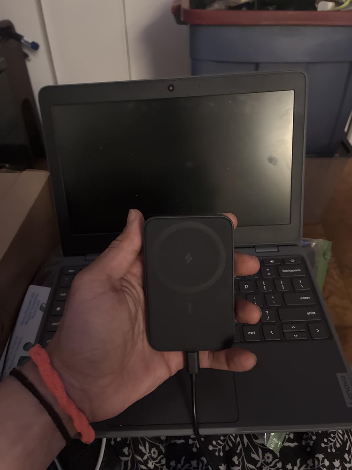 Anker 621 Magnetic Portable Charger (MagGo). 5.000mAh Wireless Power Bank with USB-C Cable. Magsafe-Compatible Battery Pack for iPhone 16/15/14/13/12 Series photo review