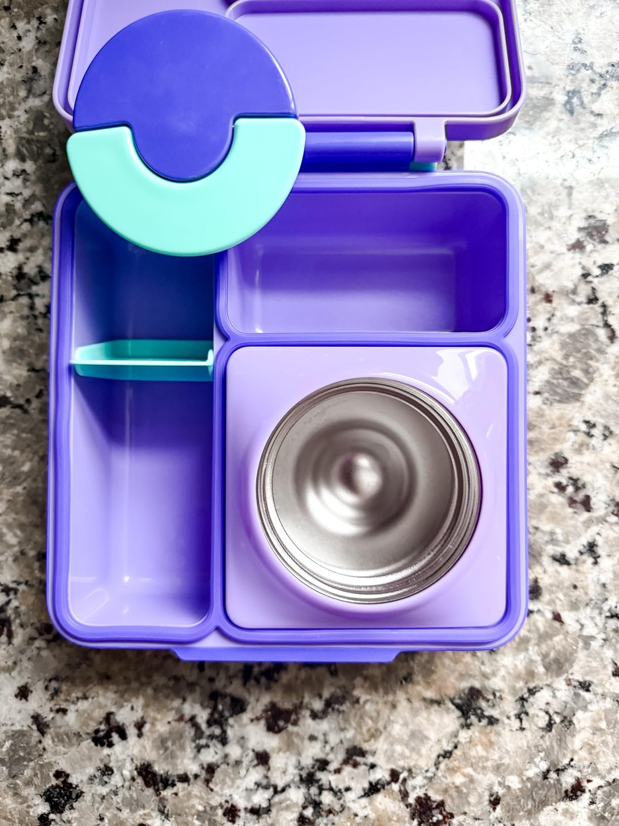 Omie OmieBox Bento Box for Kids - Insulated Lunch Box with Leak Proof Food Jar - 3 Compartments. 2 Temperature Zones - (Meadow) photo review