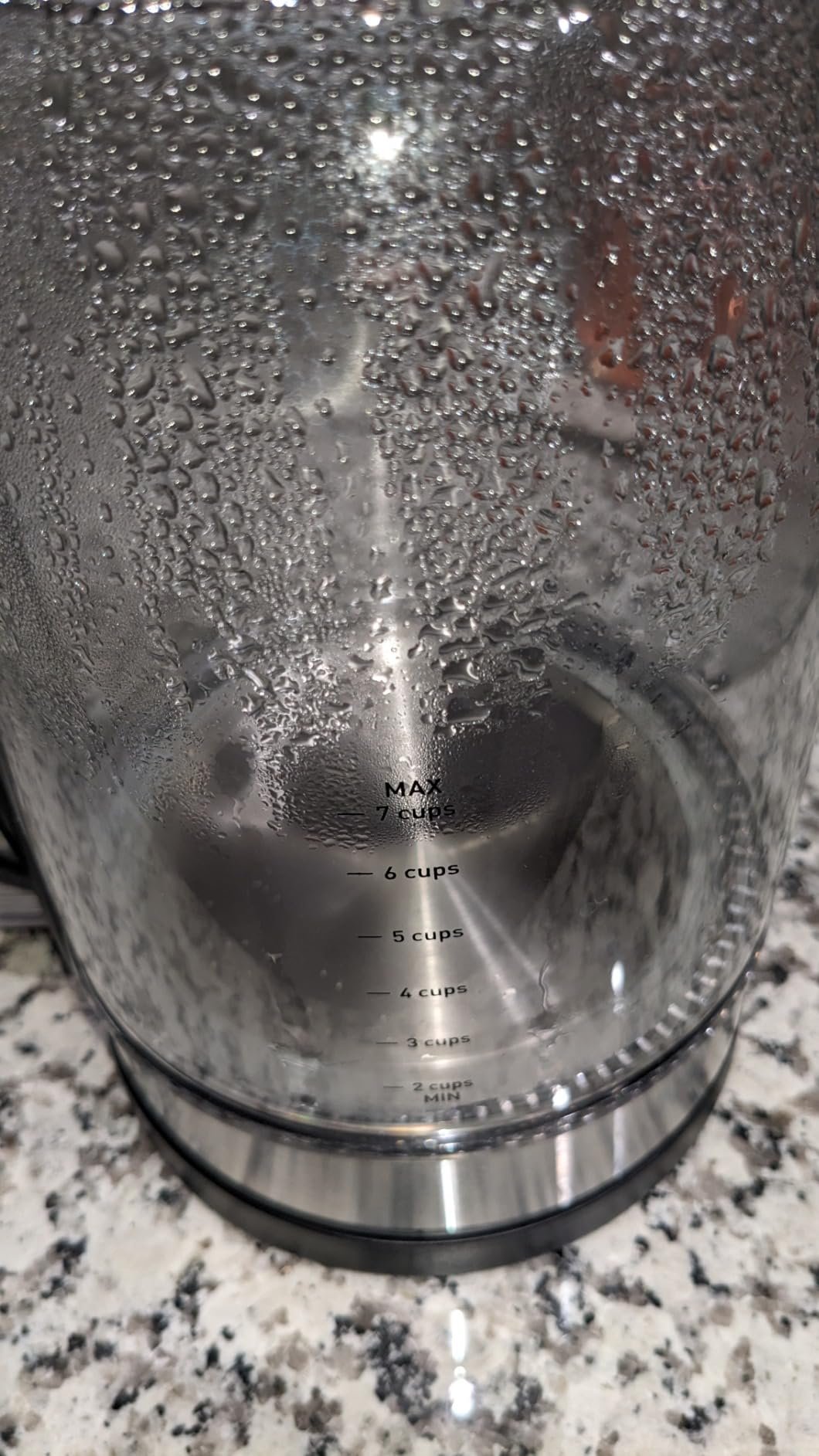 Cosori Electric Kettle. No Plastic Contact With Water. Wide Mouth For Easy Cleaning. Auto Shut Off. 1.7L Tea Kettle & Hot Water Boiler. Water Heater & Teapot. Borosilicate Glass. Black. 1500W photo review