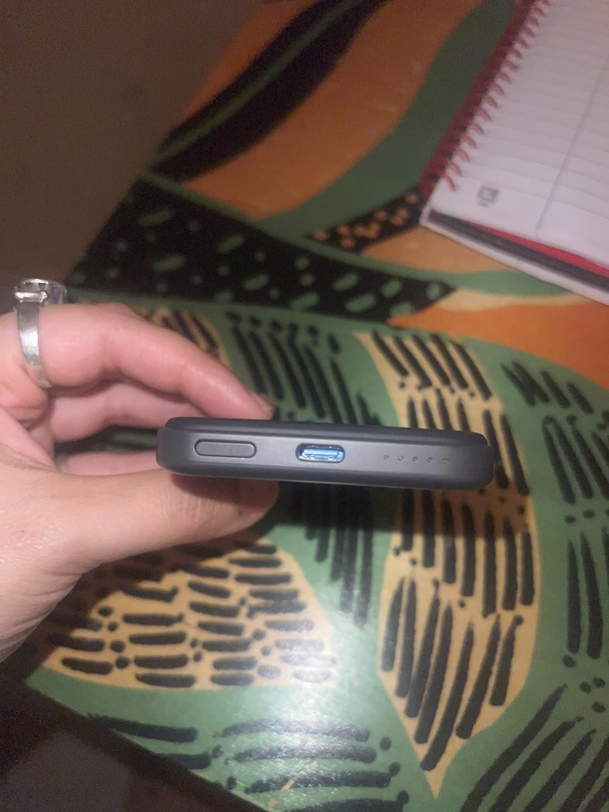 Anker 621 Magnetic Portable Charger (MagGo). 5.000mAh Wireless Power Bank with USB-C Cable. Magsafe-Compatible Battery Pack for iPhone 16/15/14/13/12 Series photo review