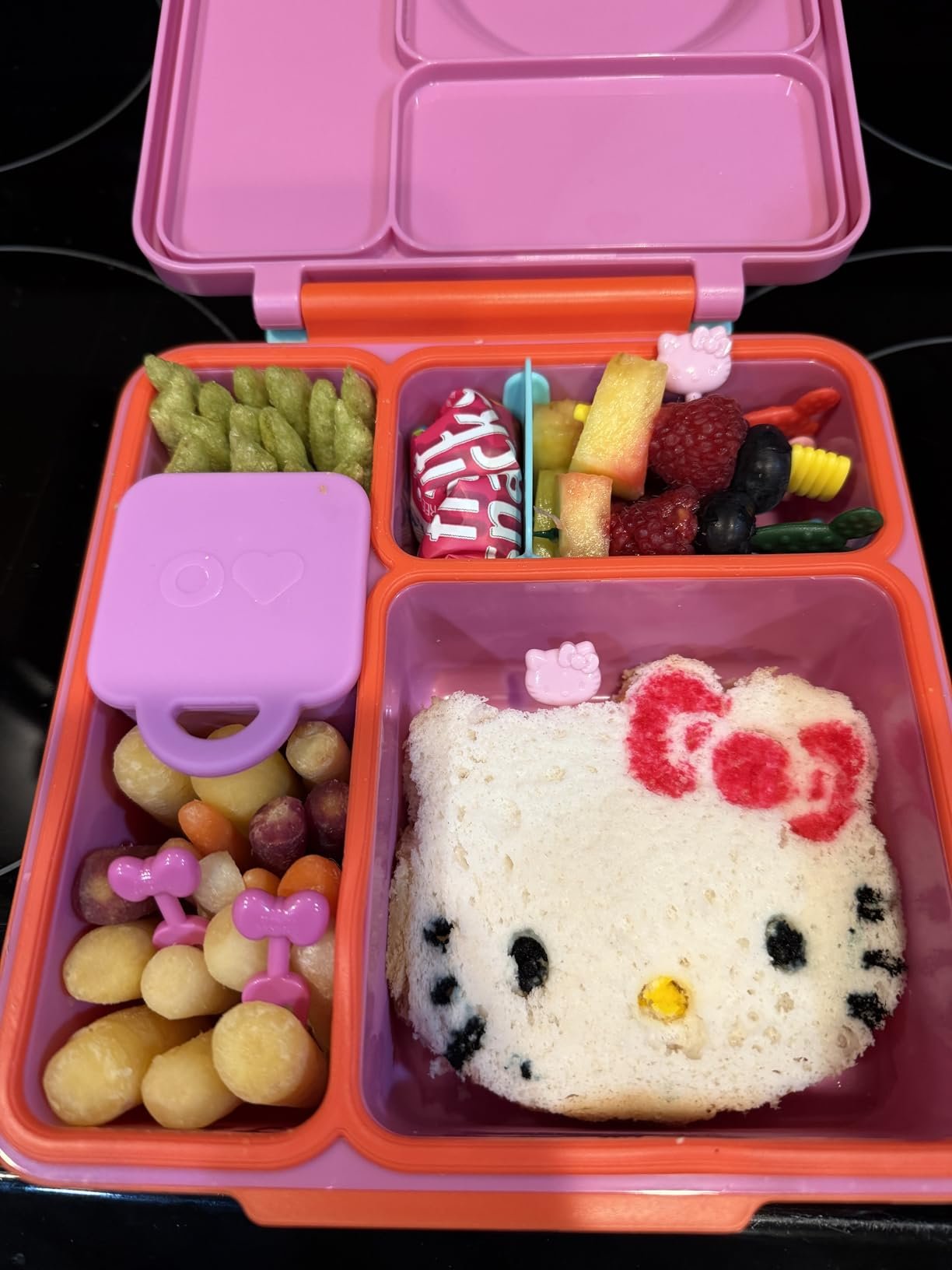 Omie OmieBox Bento Box for Kids - Insulated Lunch Box with Leak Proof Food Jar - 3 Compartments. 2 Temperature Zones - (Meadow) photo review