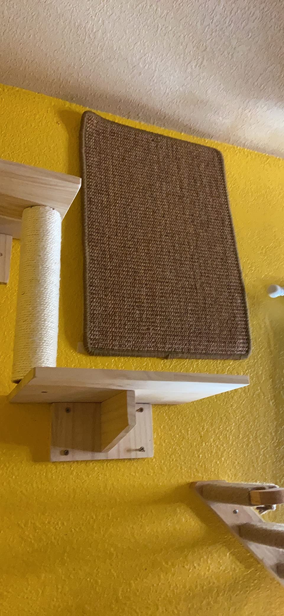 FUKUMARU Cat Scratcher Mat. 23.6 X 15.7 Inch Natural Sisal Cat Scratch Mats. Horizontal Cat Floor Scratching Pad Rug with Sticky Tapes. Protect Couch and Carpets photo review