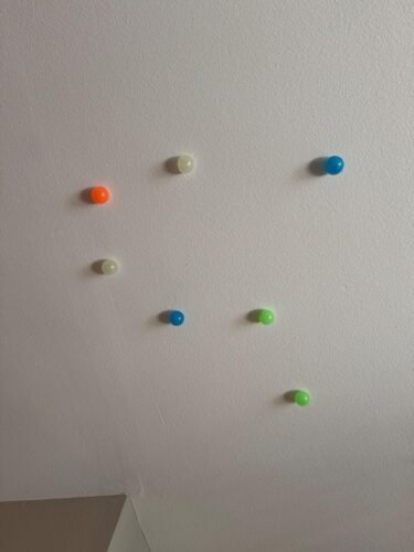 Glow in The Dark Sticky Balls That Stick to The Ceiling.Stress Balls for Kids and Adults.Glowing Sticky Balls.ASMR Cool Stuff for Teens.Elevated Balls.Ceiling Balls.Lumi Balls.Stocking Stuffers(4Pcs) photo review