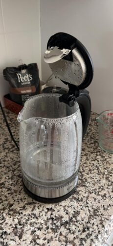 Cosori Electric Kettle. No Plastic Contact With Water. Wide Mouth For Easy Cleaning. Auto Shut Off. 1.7L Tea Kettle & Hot Water Boiler. Water Heater & Teapot. Borosilicate Glass. Black. 1500W photo review