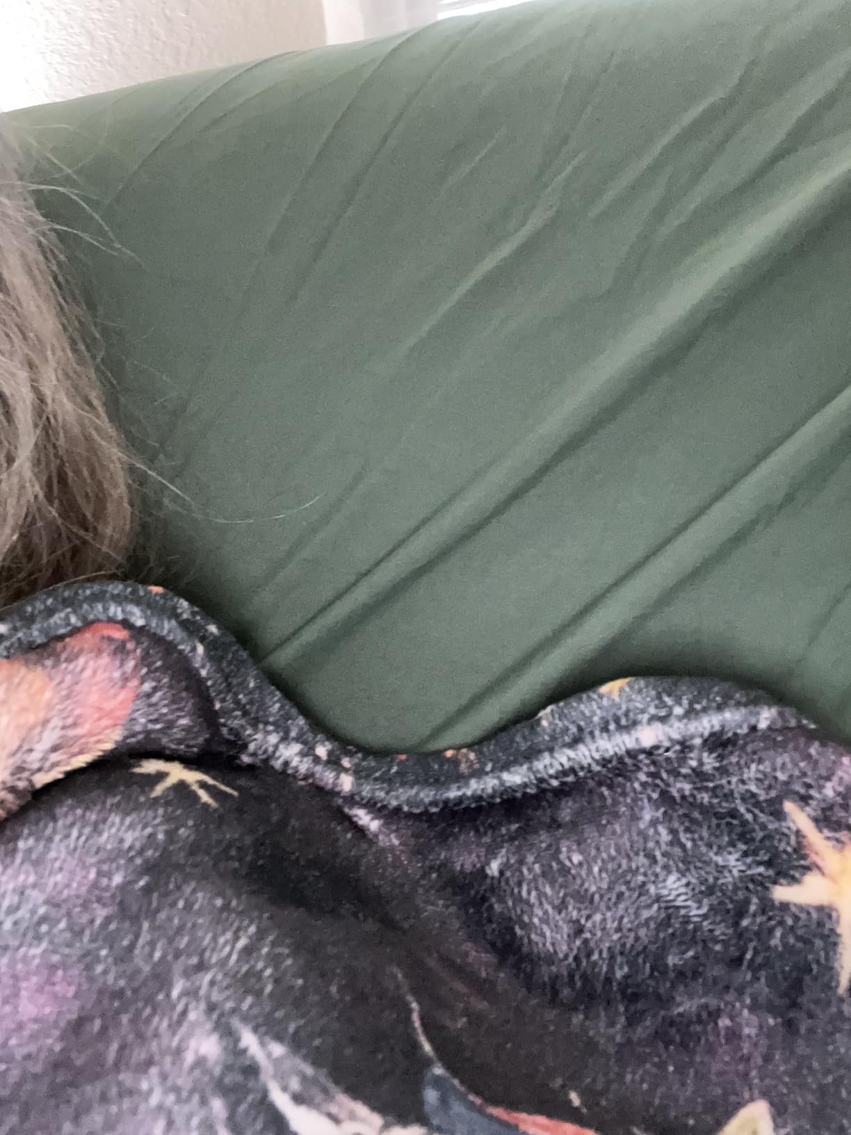 Queen Size 4 Piece Sheet Set - Comfy Breathable & Cooling Bed Sheets Set - Hotel Luxury Bedding for Women. Men. Kids. Teens. Boys & Girls - Deep Pockets. Soft and Wrinkle Free - Oeko-Tex - Dark Grey photo review