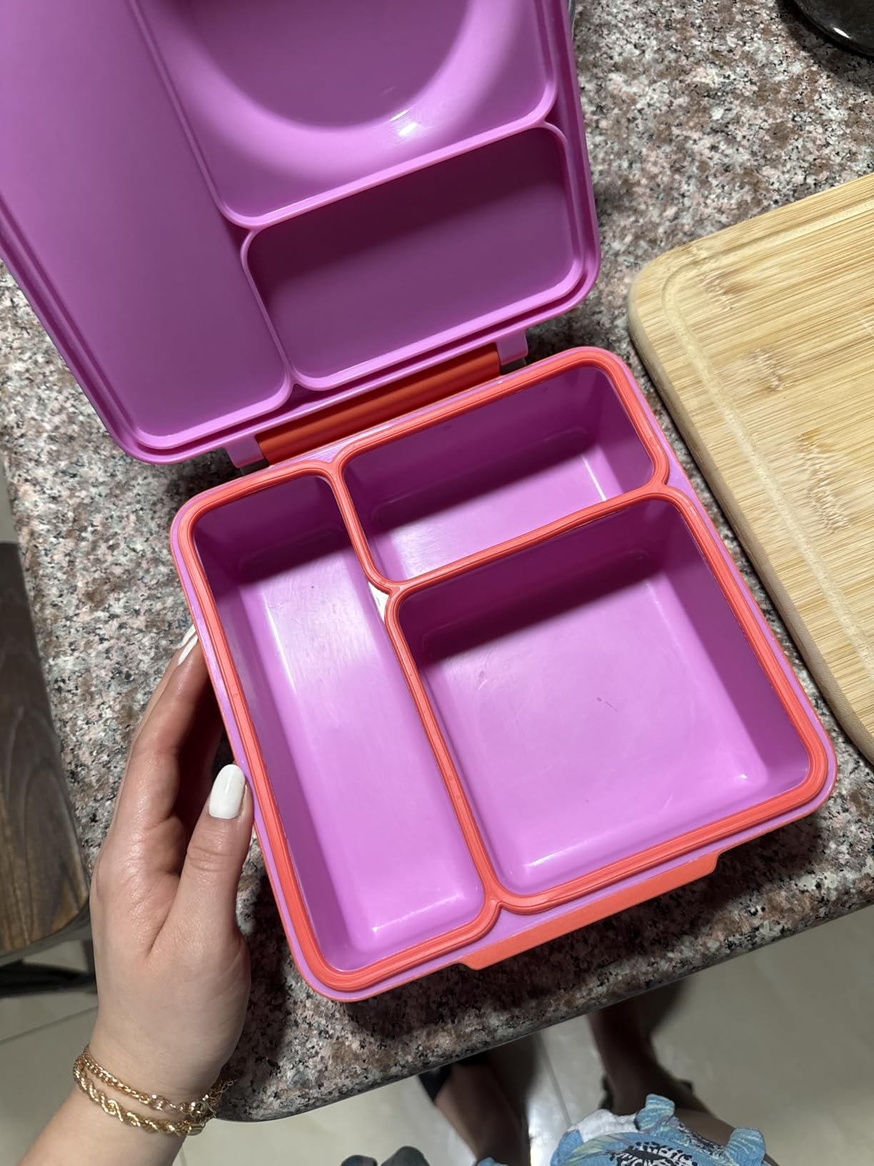 Omie OmieBox Bento Box for Kids - Insulated Lunch Box with Leak Proof Food Jar - 3 Compartments. 2 Temperature Zones - (Meadow) photo review