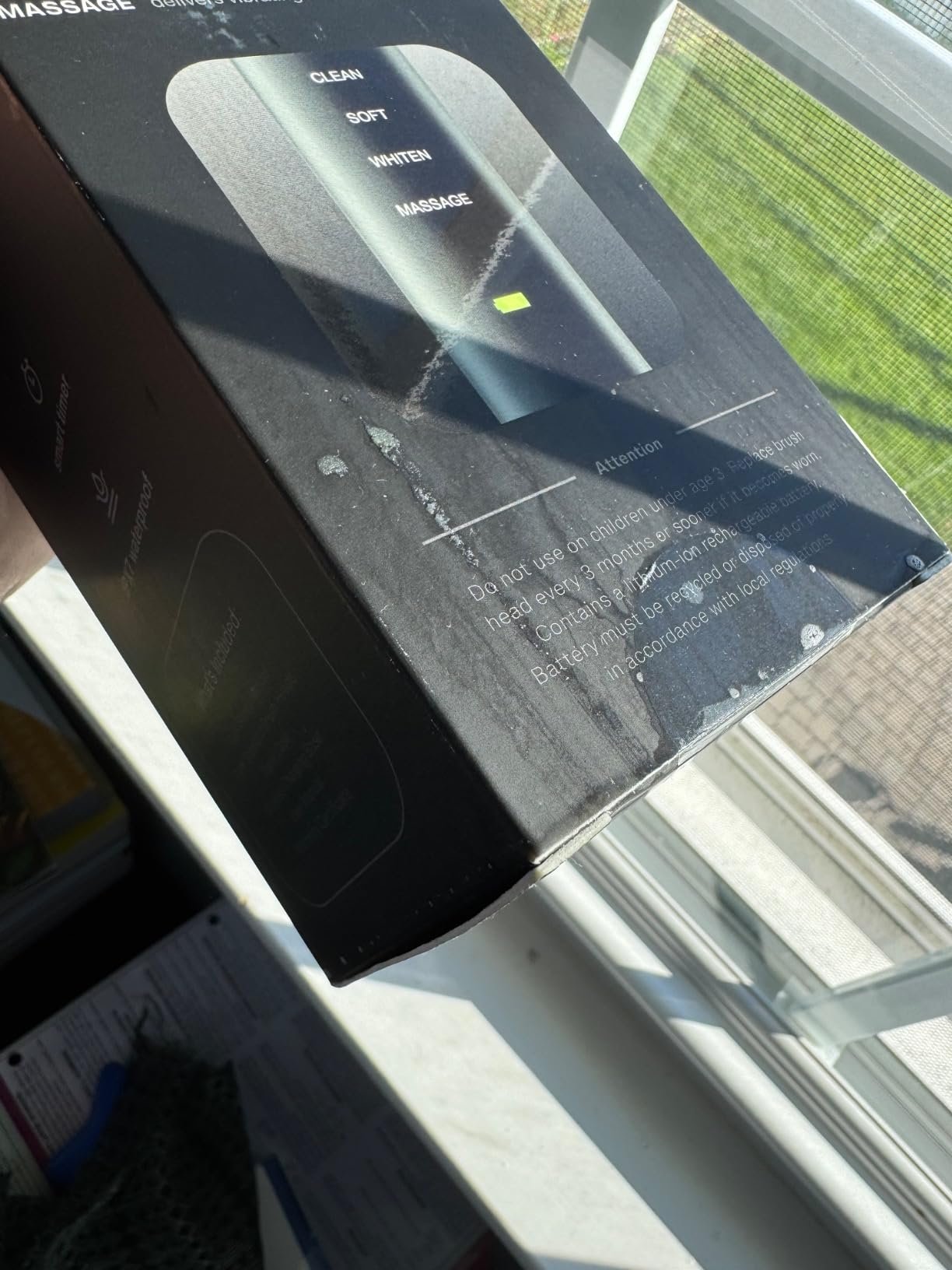 Aquasonic Black Series Ultra Whitening Toothbrush – ADA Accepted Electric Toothbrush- 8 Brush Heads & Travel Case – 40.000 VPM Electric Motor & Wireless Charging - 4 Modes w Smart Timer photo review