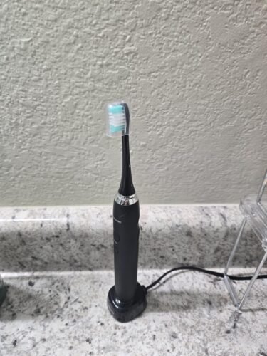 Aquasonic Black Series Ultra Whitening Toothbrush – ADA Accepted Electric Toothbrush- 8 Brush Heads & Travel Case – 40.000 VPM Electric Motor & Wireless Charging - 4 Modes w Smart Timer photo review