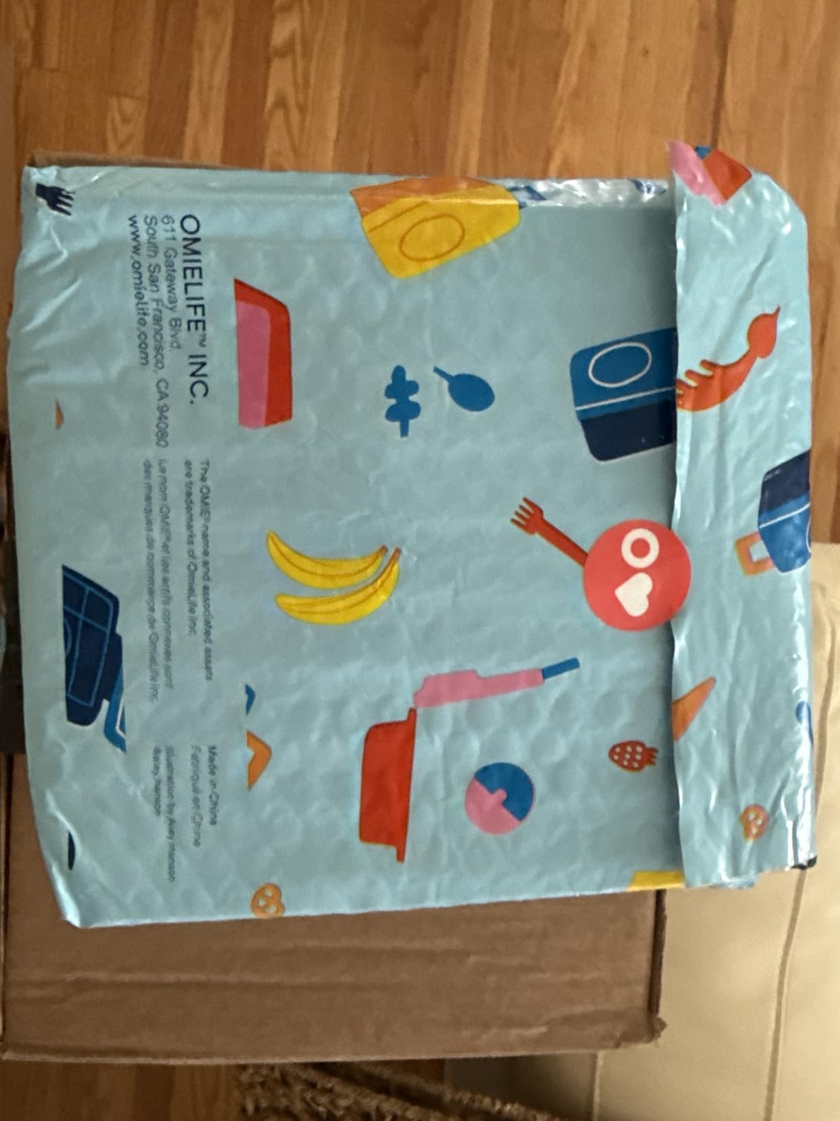 Omie OmieBox Bento Box for Kids - Insulated Lunch Box with Leak Proof Food Jar - 3 Compartments. 2 Temperature Zones - (Meadow) photo review