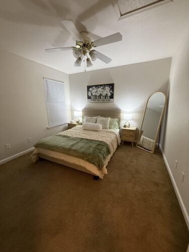 Queen Size 4 Piece Sheet Set - Comfy Breathable & Cooling Bed Sheets Set - Hotel Luxury Bedding for Women. Men. Kids. Teens. Boys & Girls - Deep Pockets. Soft and Wrinkle Free - Oeko-Tex - Dark Grey photo review