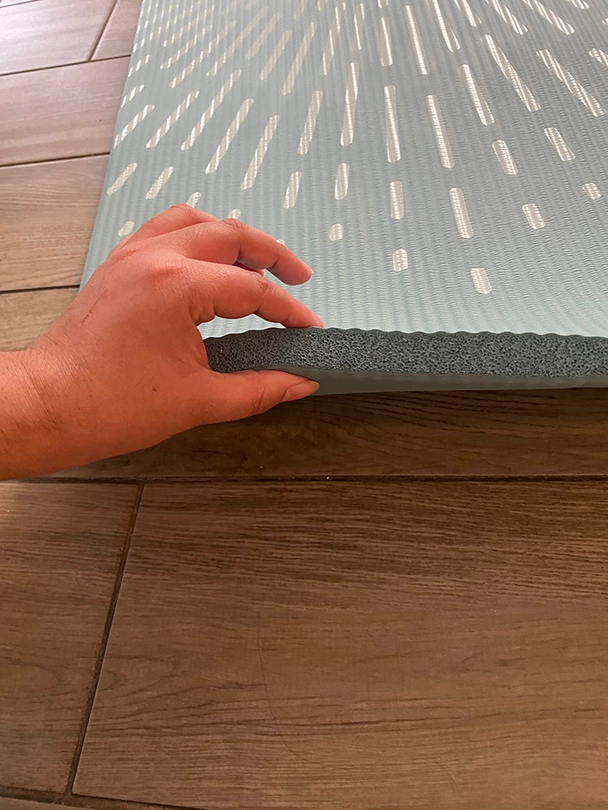 Retrospec Solana Yoga Mat 1 Thick w/Nylon Strap for Men & Women - Non Slip Exercise Mat for Home Yoga. Pilates. Stretching. Floor & Fitness Workouts photo review