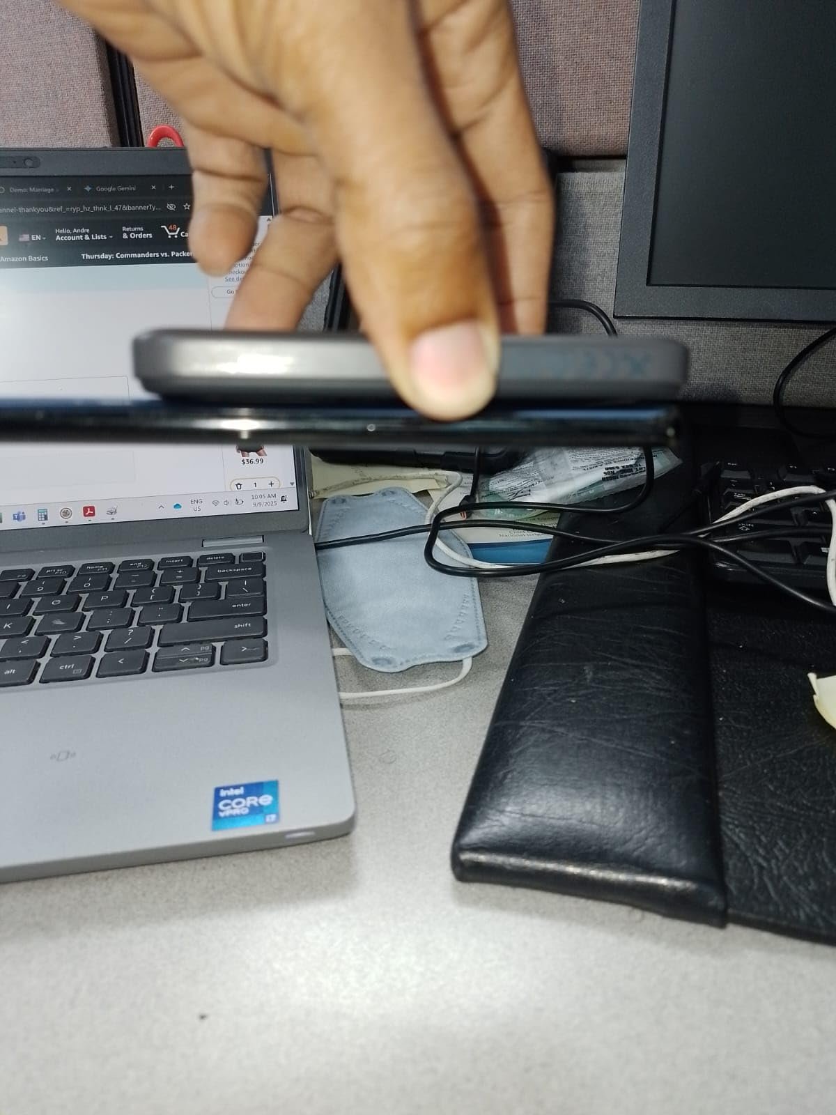 Anker 621 Magnetic Portable Charger (MagGo). 5.000mAh Wireless Power Bank with USB-C Cable. Magsafe-Compatible Battery Pack for iPhone 16/15/14/13/12 Series photo review