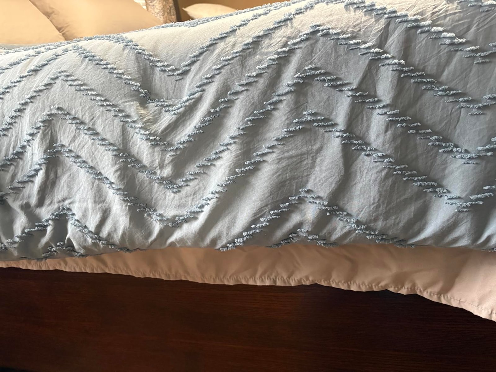 Queen Size 4 Piece Sheet Set - Comfy Breathable & Cooling Bed Sheets Set - Hotel Luxury Bedding for Women. Men. Kids. Teens. Boys & Girls - Deep Pockets. Soft and Wrinkle Free - Oeko-Tex - Dark Grey photo review