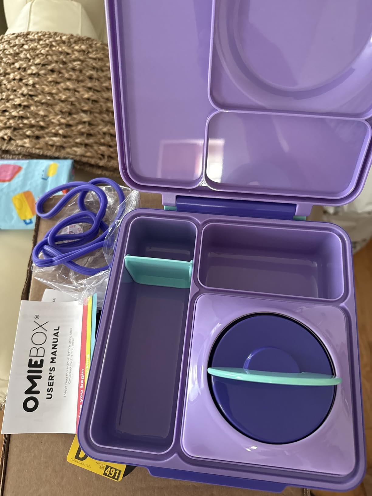Omie OmieBox Bento Box for Kids - Insulated Lunch Box with Leak Proof Food Jar - 3 Compartments. 2 Temperature Zones - (Meadow) photo review